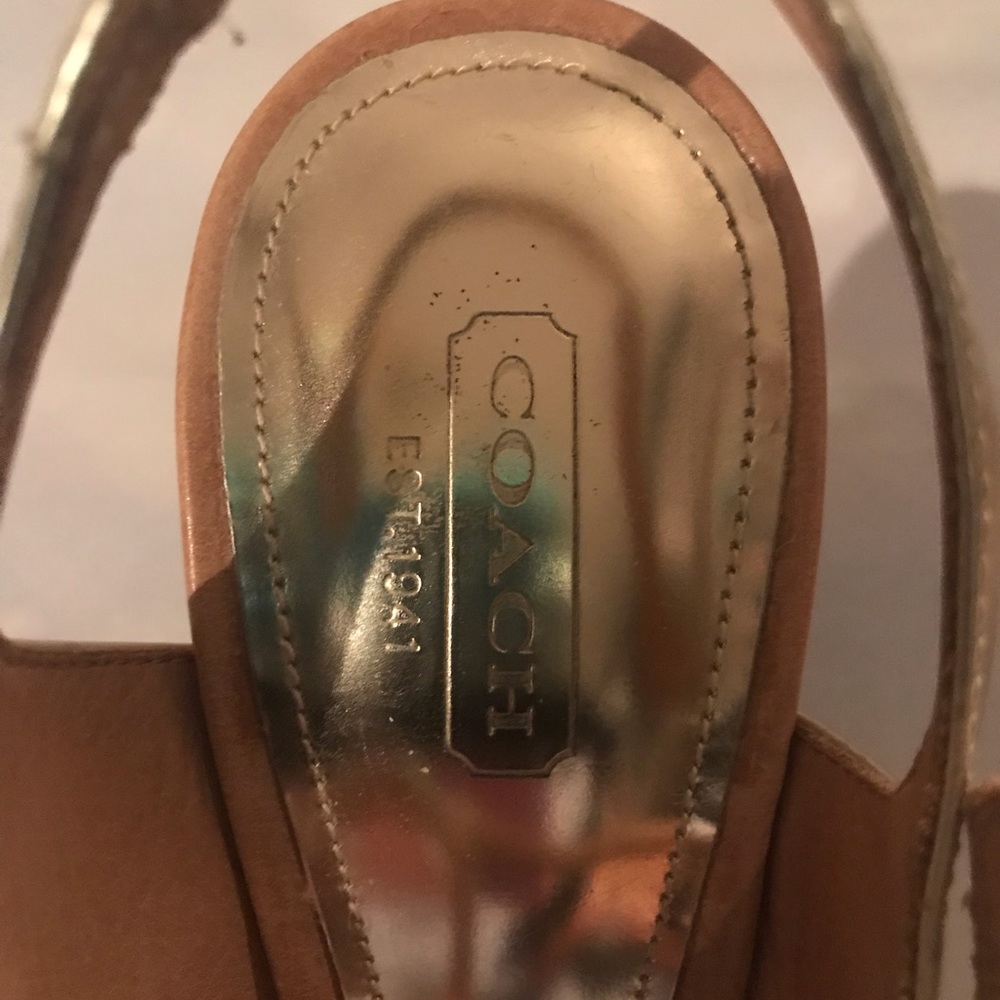 Shoes - Picture 6 of 8